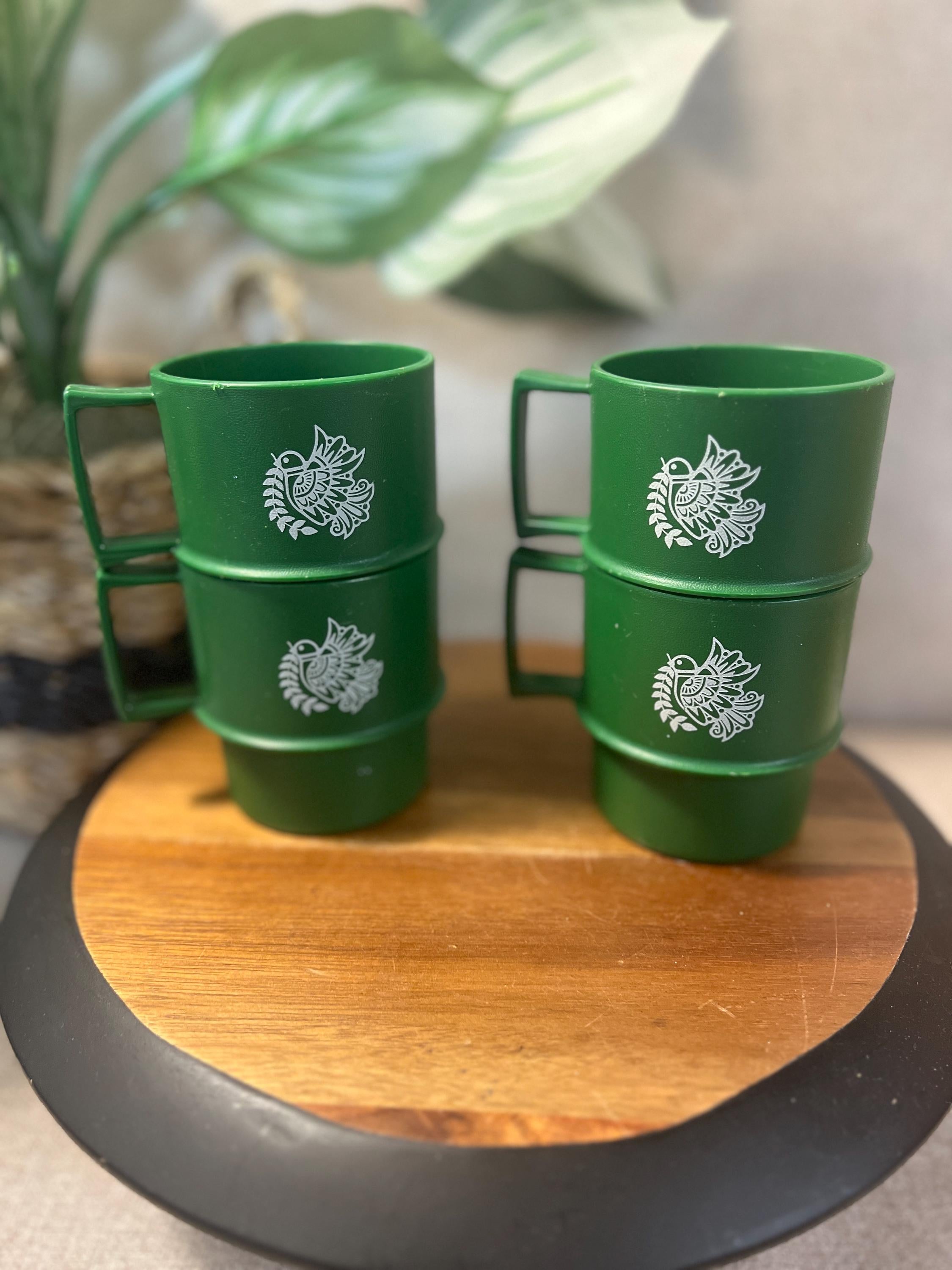 Vintage Tupperware Stackable Mugs Cups Green Christmas Holiday Decor