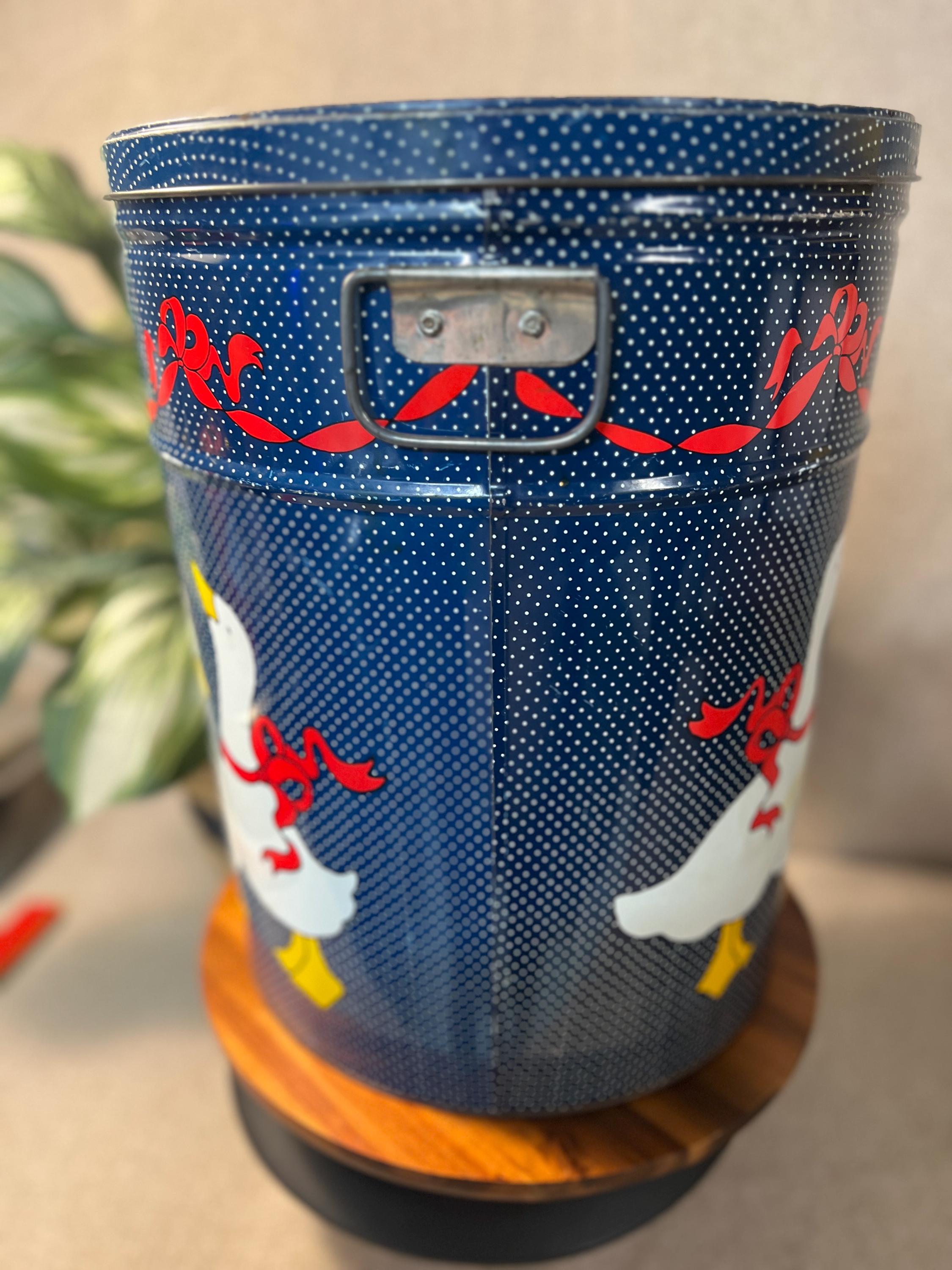 Vintage Goose Detroit Popcorn Tin Navy Blue White Polka dots COUNTRY GOOSE GEESE