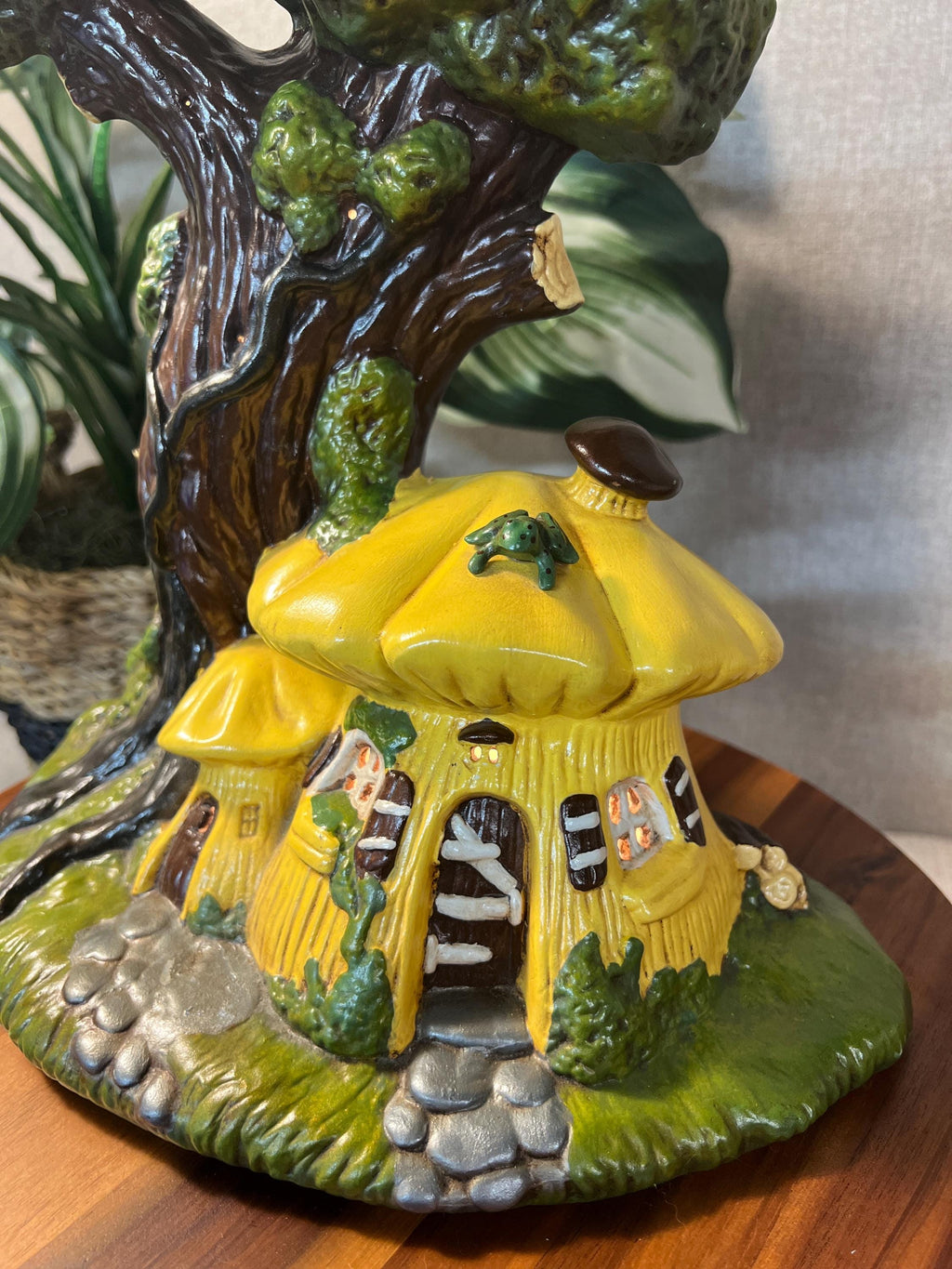 1972 Fairy Mushroom Tree House Light Up Ceramic Mold Night light Lamp