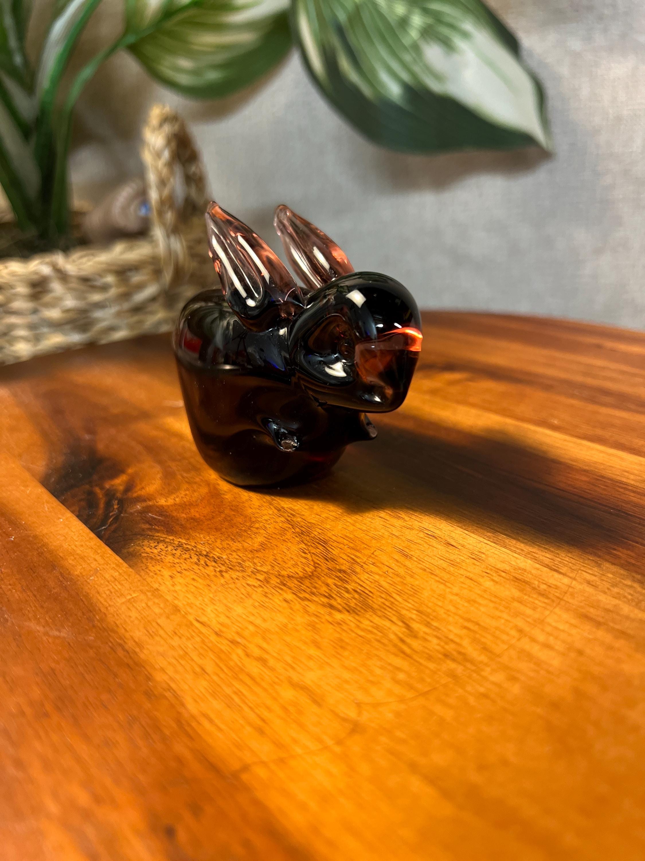 Vintage hand blown glass bunny rabbit paperweight figurine amethyst color unmarked