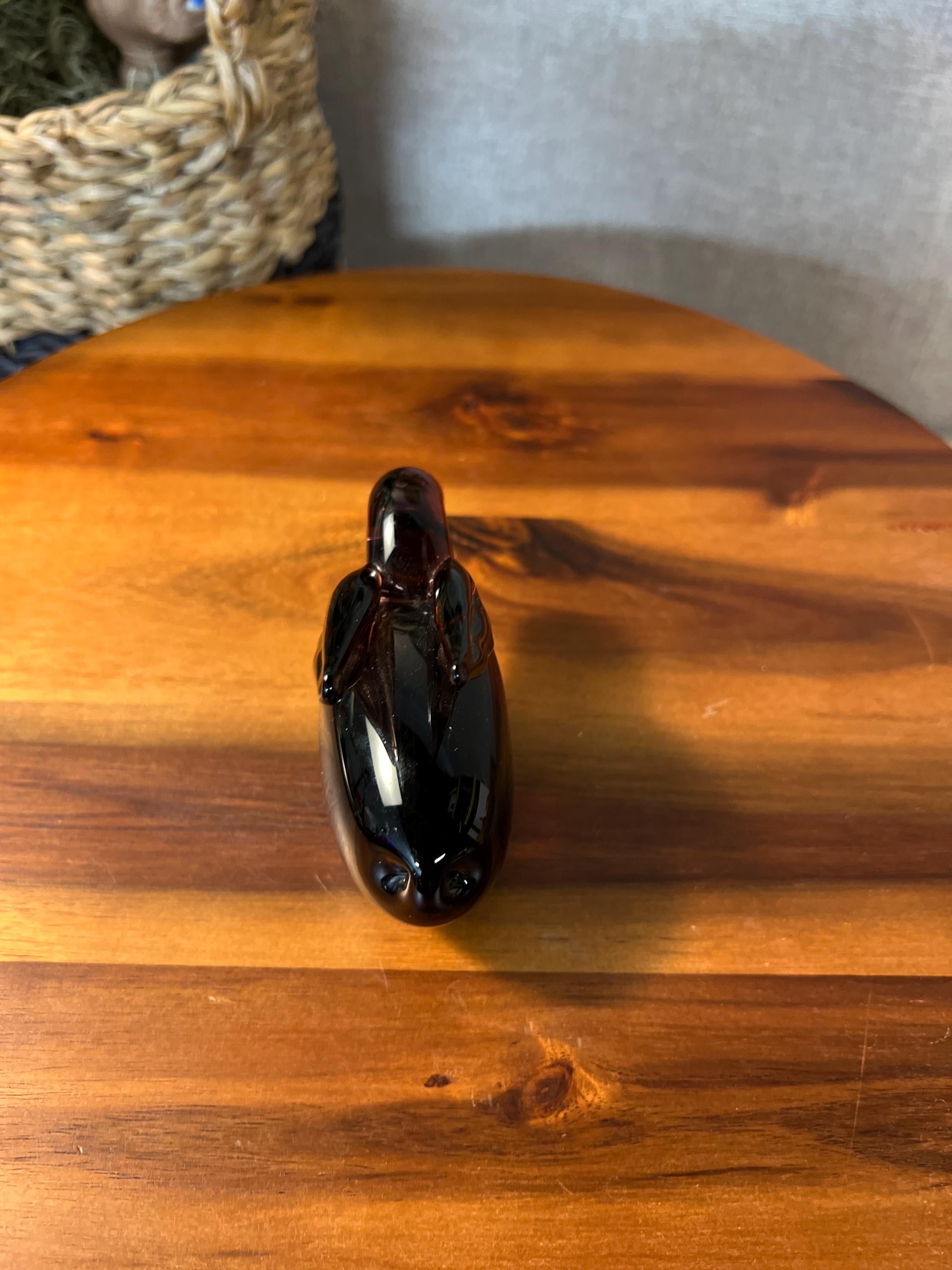 Vintage hand blown glass bunny rabbit paperweight figurine amethyst color unmarked