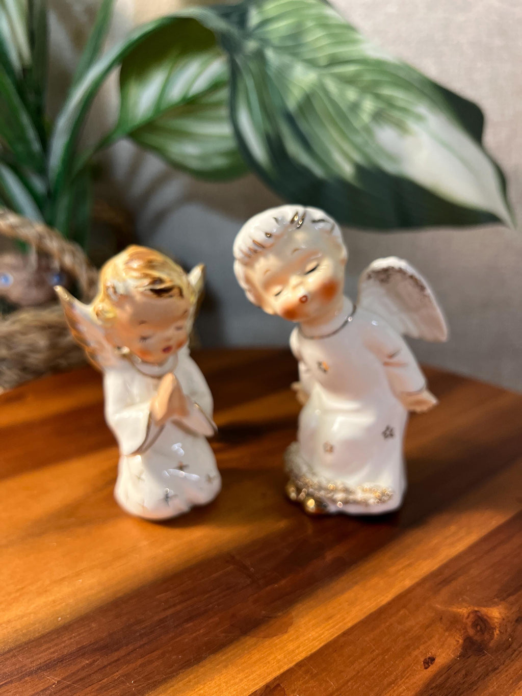 2 Vintage 1950s White Gold Porcelain Christmas Winged Angel Figurines JAPAN
