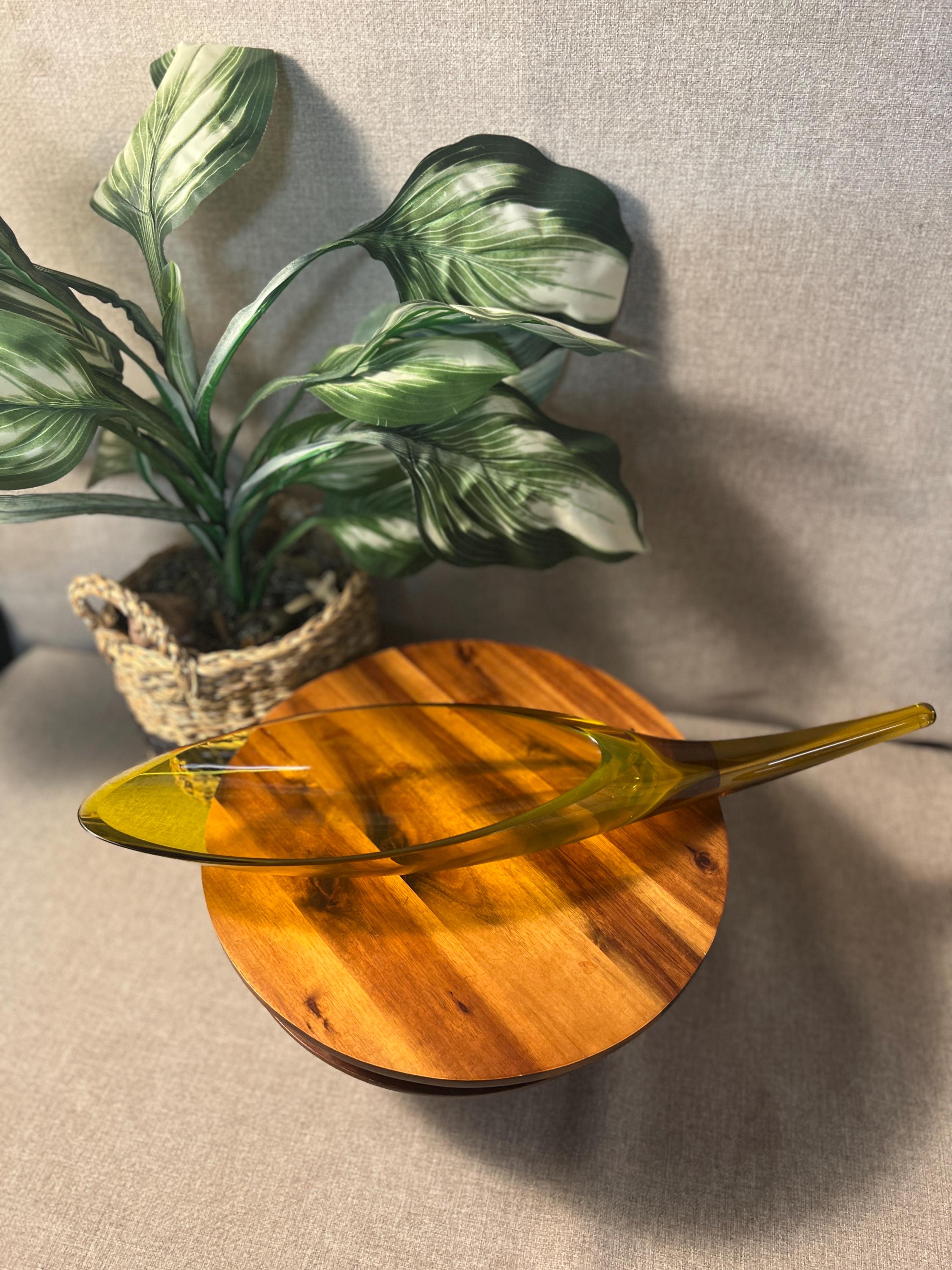 Vintage MCM Blenko Glass 964L Cornucopia Horn In Gold/Jonquil  21 Stunning orbs not included