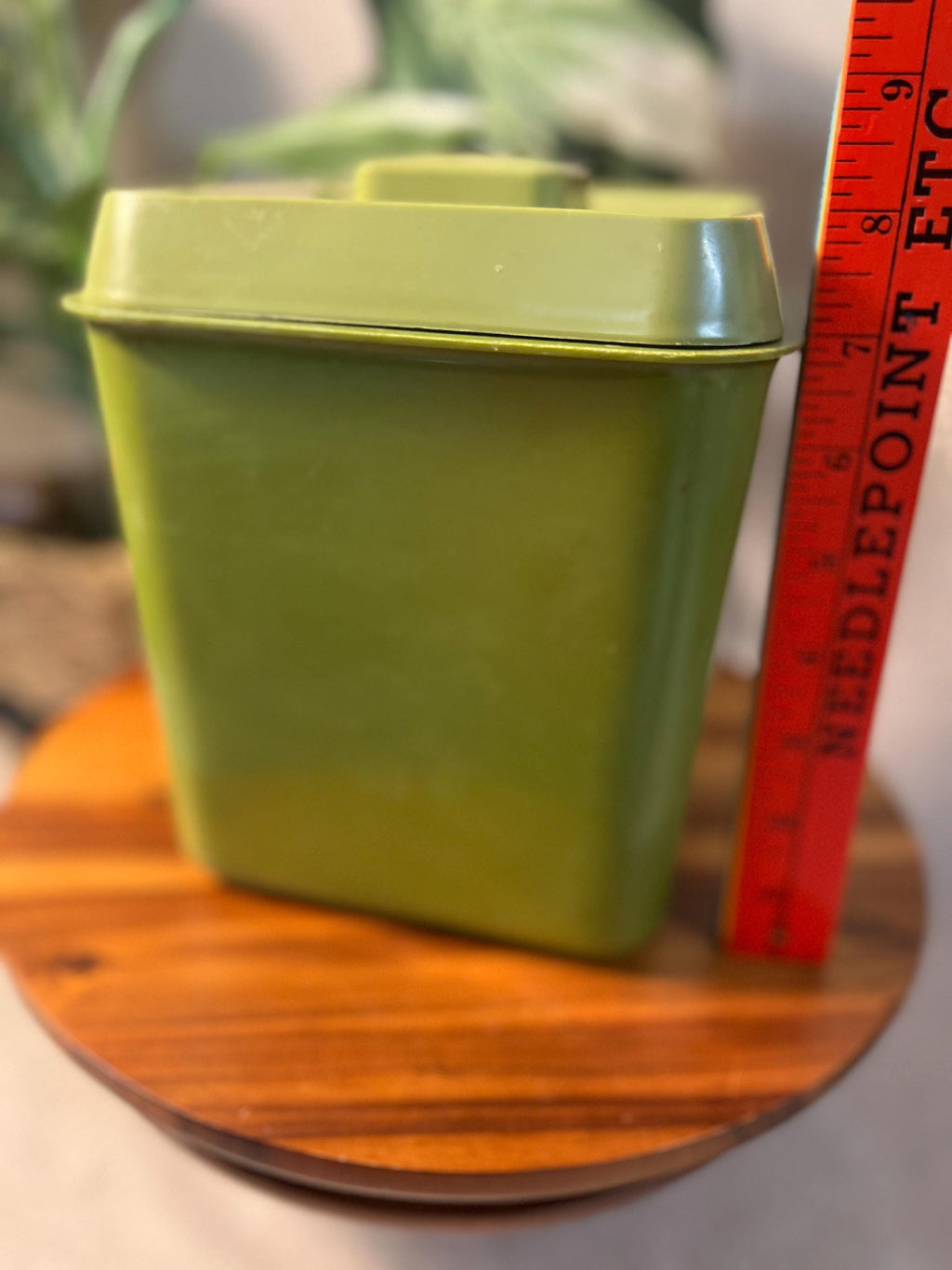 70s Vintage Avocado Green White Flowers Floral Plastic Nesting Canister