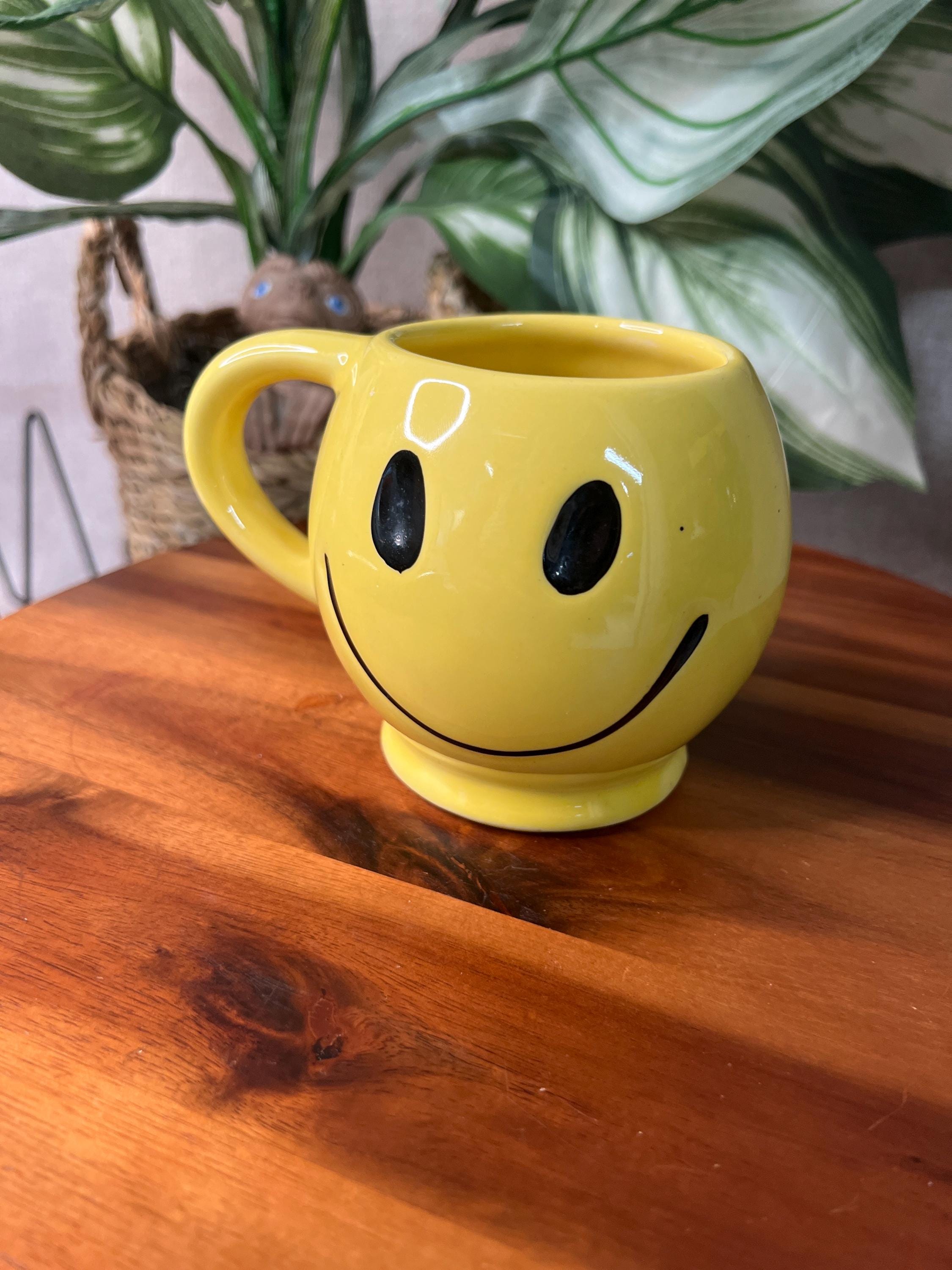 Vintage McCoy pottery happy face mug
