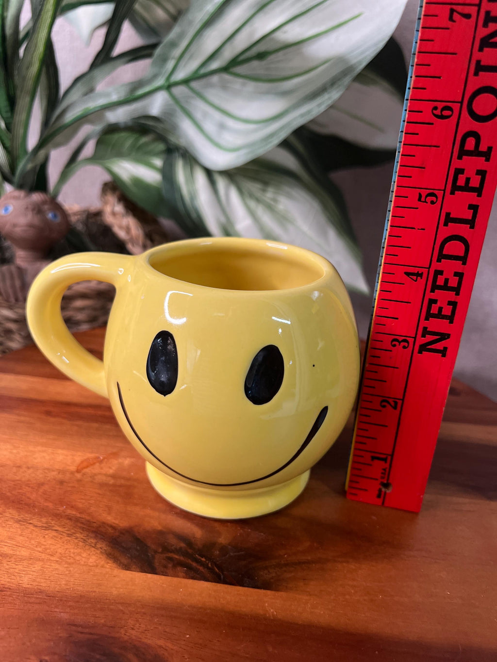 Vintage McCoy pottery happy face mug